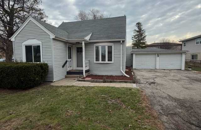 2209 Douglas Ave, Des Plaines, IL, 60018 Des Plaines, IL 60018 photos photos