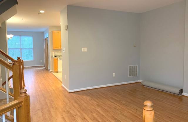 13728 HARVEST GLEN WAY Gallery 4
