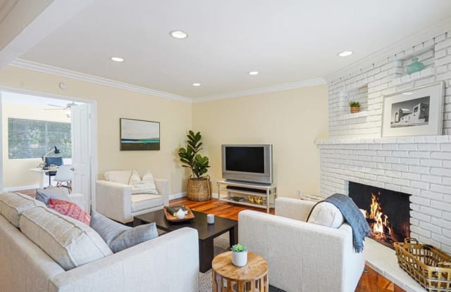 4236 Ensenada Drive - 4236 Ensenada Dr, Los Angeles, CA 91364