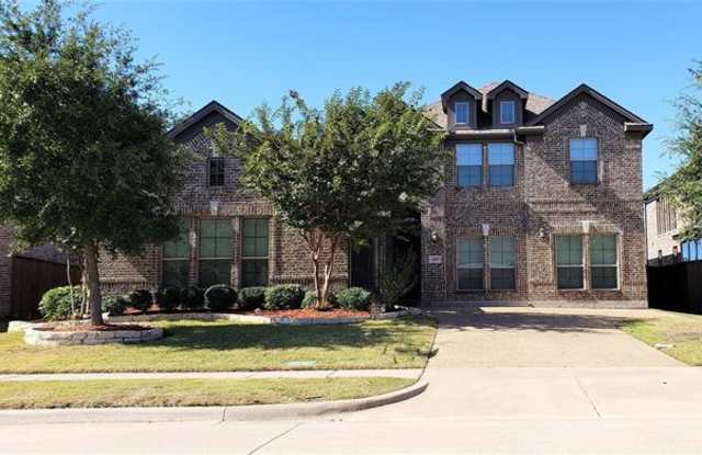 1605 Willingham Drive Gallery 2