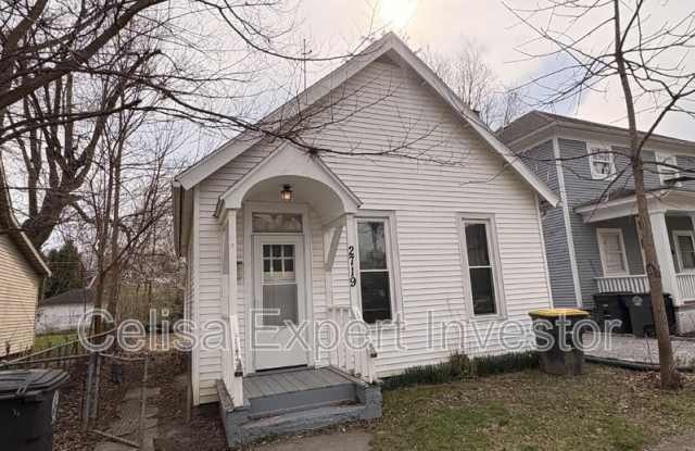 2719 Indiana Avenue photos photos