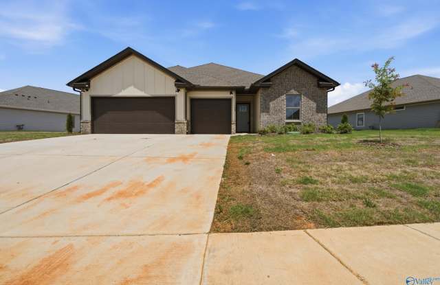 128 Stockholm Lane - 128 Stockholm Lane, Moores Mill, AL 35811