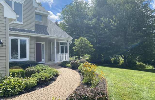 54 Winchester Drive Gallery 2