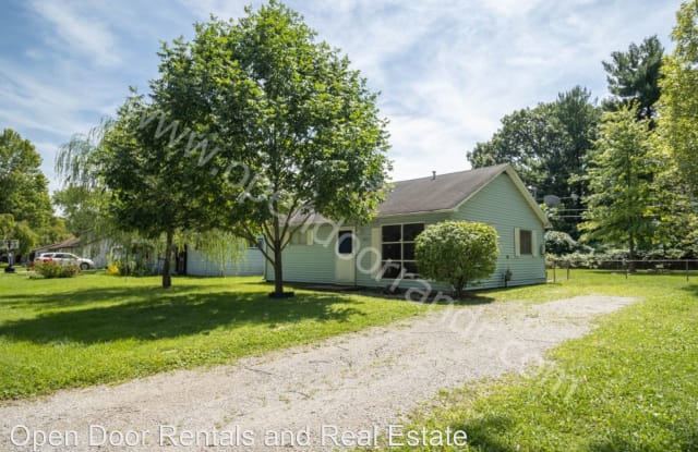 3407 S Cedar Crest Circle - 3407 South Cedar Crest Circle, Fort Wayne, IN 46809