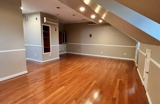 28 JUNIPER ST photos photos