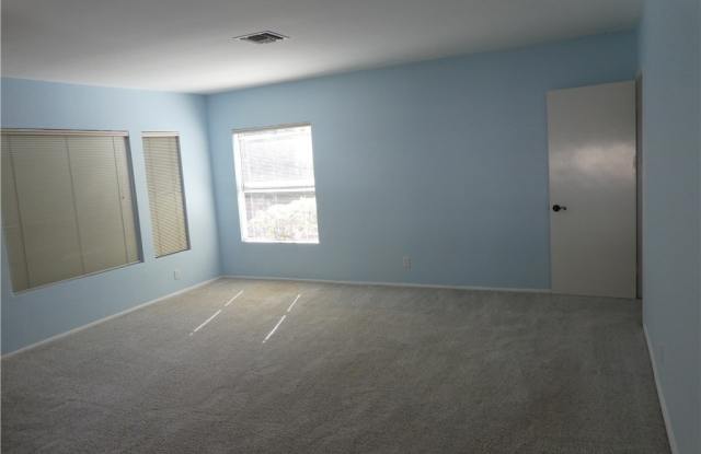 4955 Rubio Avenue Gallery 3