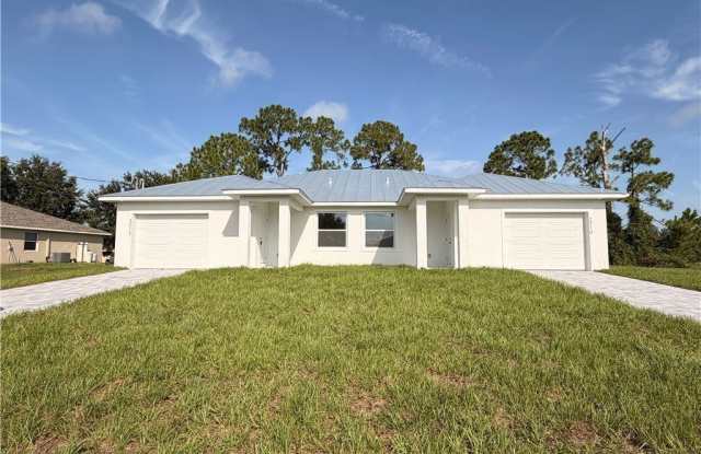 2212 Armour Road Gallery 2