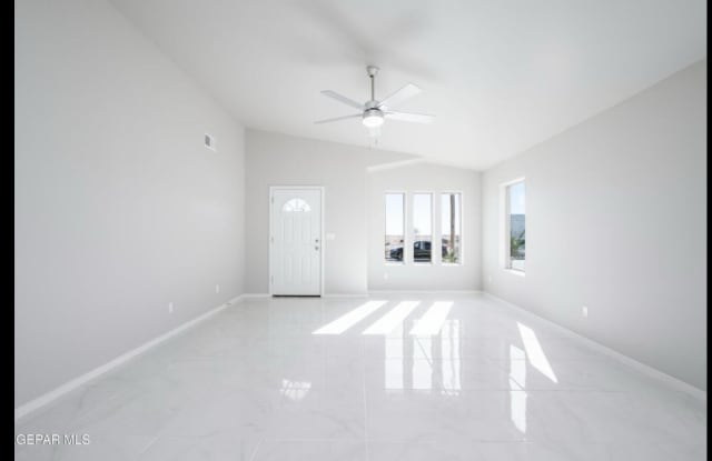 15221 Gauge Court Gallery 4