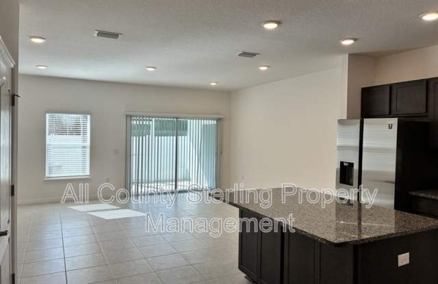 12523 NW 7th Place Gallery 1