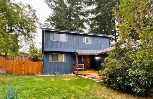 3-bedroom, 2-bathroom house in Witham Hill photos photos