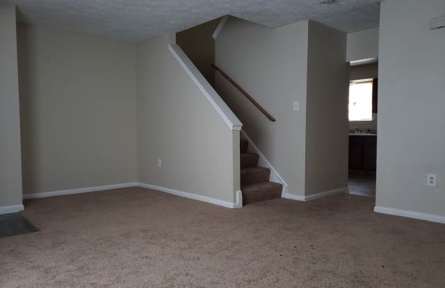 2422 E Rosecroft Village Cir Gallery 4