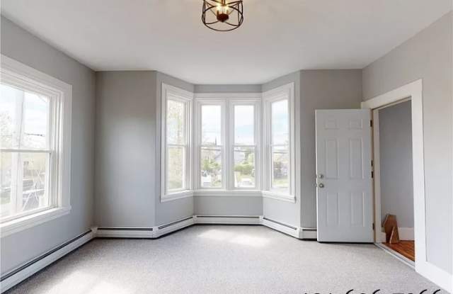 142 West Clifford Street photos photos