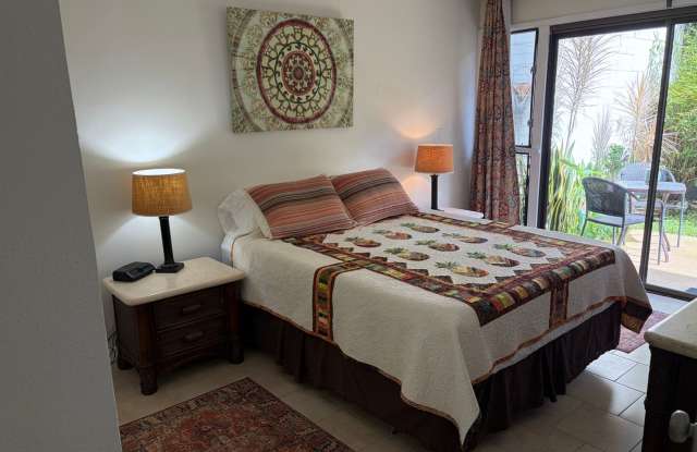 Furnished 2 bedroom 2 bath condo with assigned parking stalls photos photos