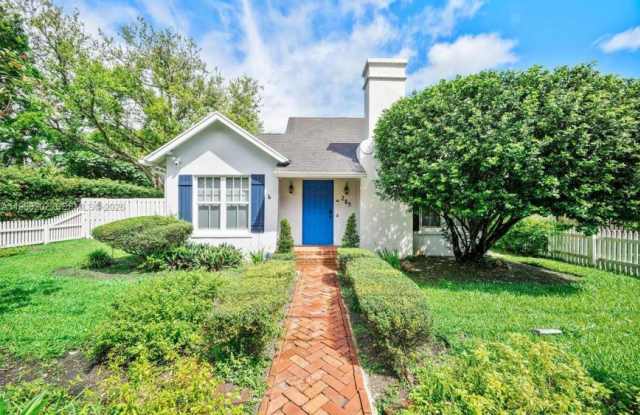 285 NE 105th St photos photos