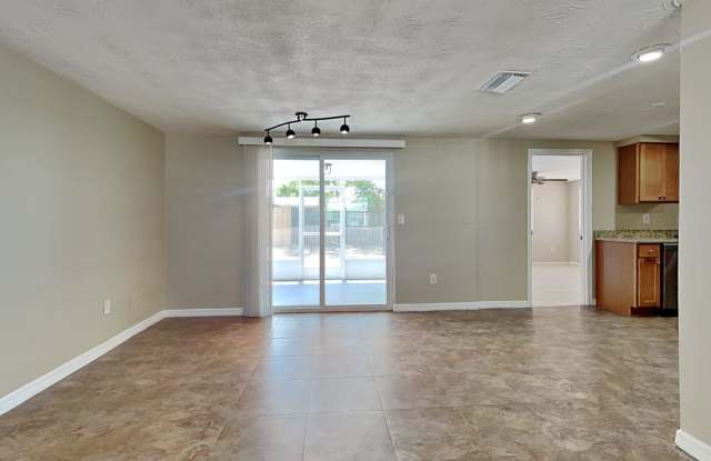 3402 Eisenhower Dr photos photos 3402 Eisenhower Dr photos photos