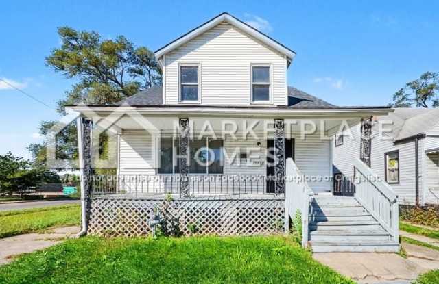 15457 Cloverlawn Ave Gallery 1