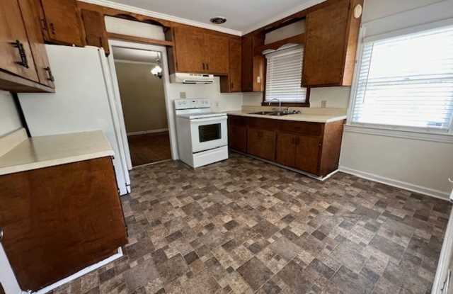 3 Bedroom, 1 Bath Home - 226 Ware Street, Thomson, GA 30824