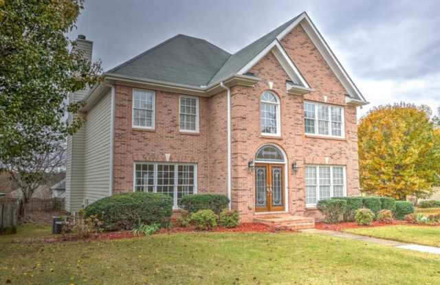 205 Forest Court Gallery 2