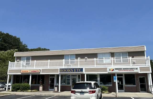 1064 Poquonnock Road Gallery 1