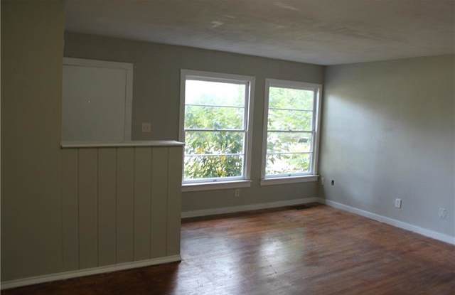 5817 Locke Avenue Gallery 4