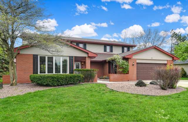 215 RODGERS Court Gallery 2