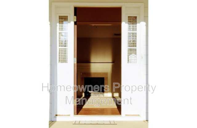 1420 Burford Ct Gallery 2