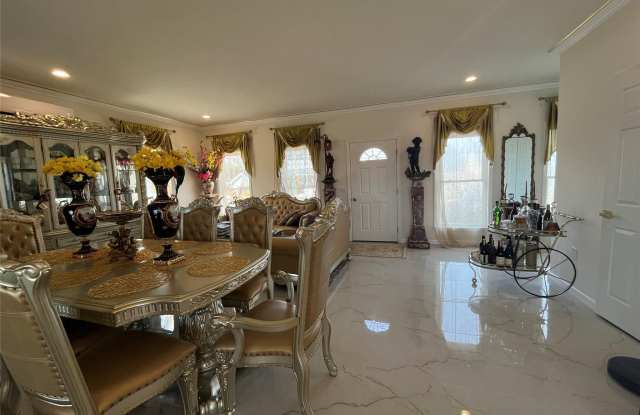 126 Trafalgar Drive Gallery 2