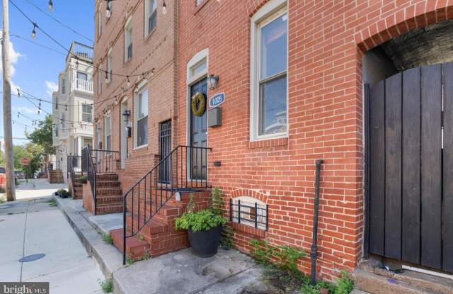 1005 S BAYLIS Street Gallery 3