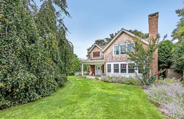 76 Great Plains Road Gallery 2