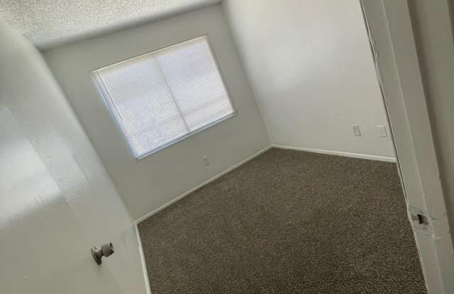 6726 W MONTEROSA Street Gallery 2