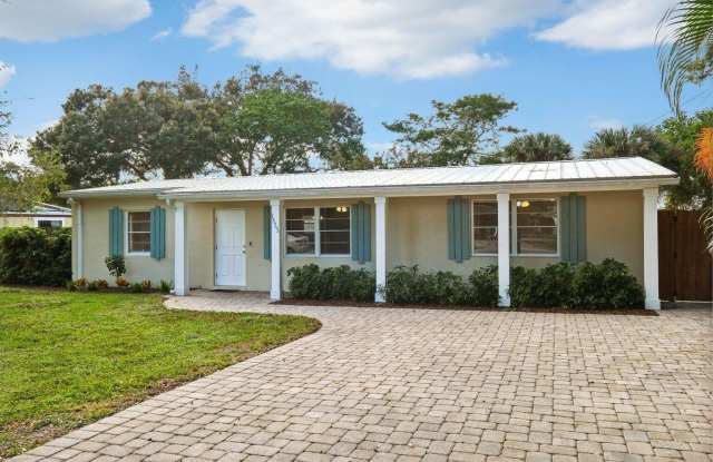 1455 15th Avenue photos photos