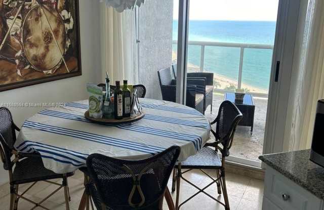 16711 N Collins Ave photos photos