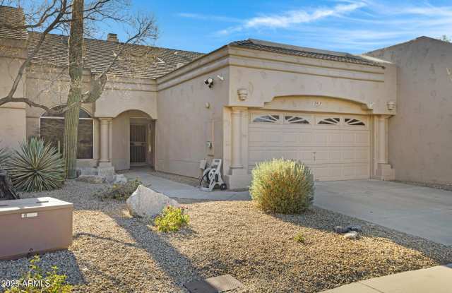 8917 E MAPLE Drive photos photos