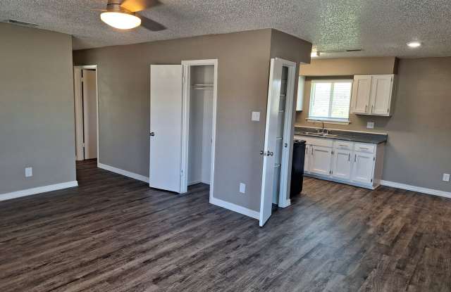 2815 Wheatfield Dr. Gallery 3