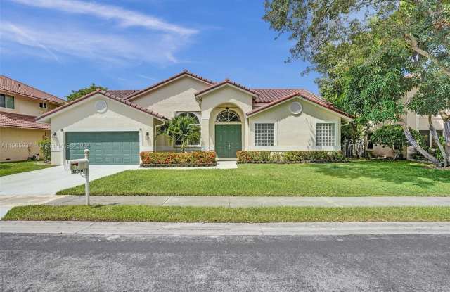 10261 SW 13th St - 10261 Southwest 13th Street, Pembroke Pines, FL 33025