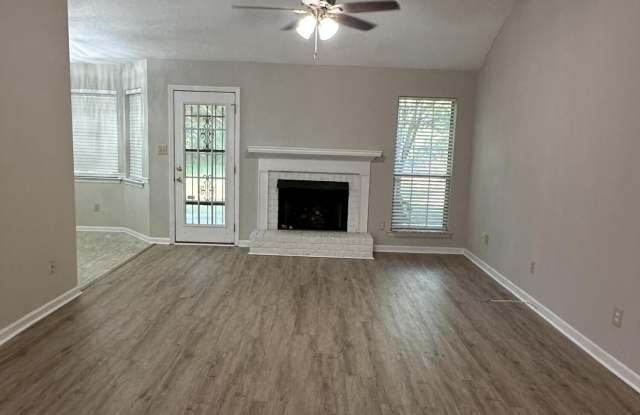 517 Oak Chase Drive Gallery 3
