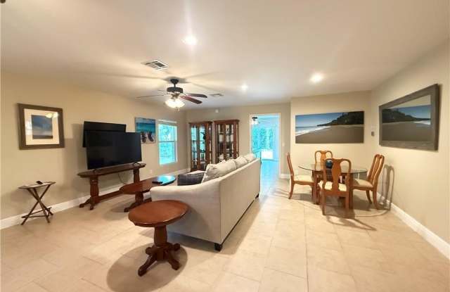 6140 Standing Oaks Gallery 3