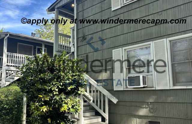Adorable 1 bed Apartment set in an intimate 8 unit community in New Era Midtown! Gallery 4