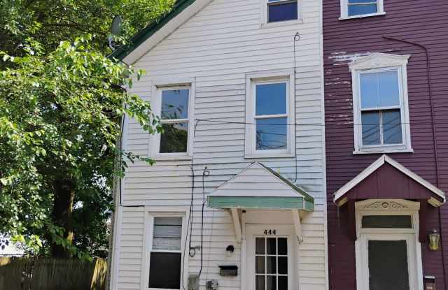 444 Garrett Street - 1 photos photos