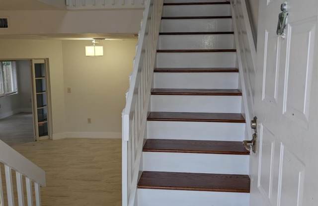 9851 SW 117th Court Gallery 4