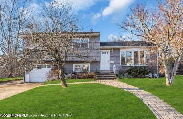47 Hilltop Road photos photos