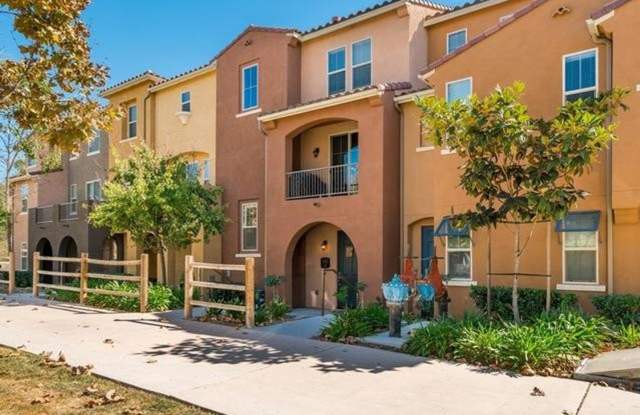 1883 Aquamarine Ct Unit #1 Gallery 2