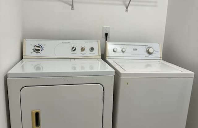 307 West Elizabeth Street photos photos