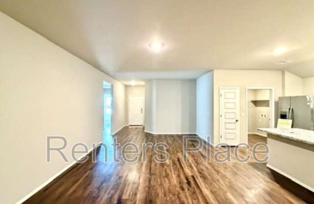 2107 South Amarillo Drive Gallery 3