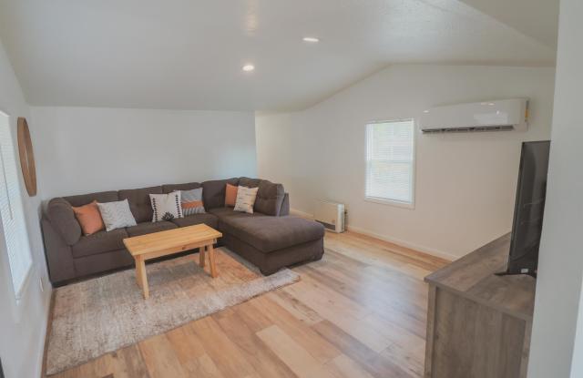 147 Northside Dr photos photos