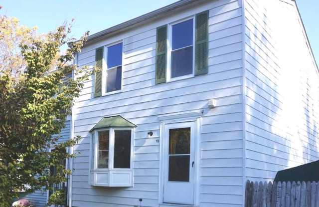 19 SHADY SPRING Place photos photos