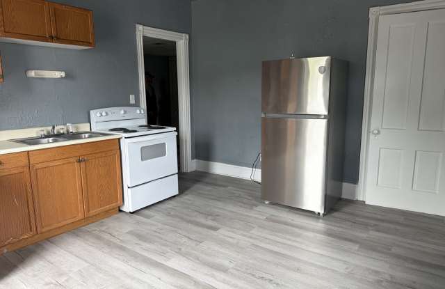 120 East 1st Avenue - 201 photos photos