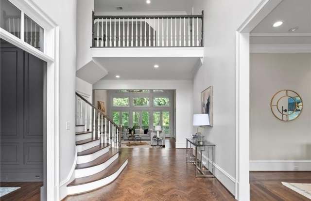 455 Laurel Chase Court Gallery 3