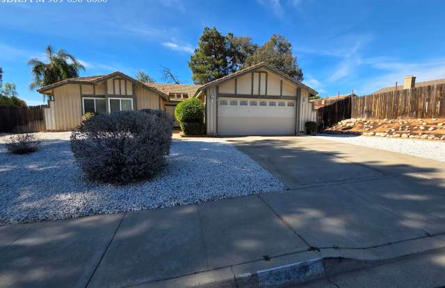 Moreno Valley 4 Bedroom Home photos photos