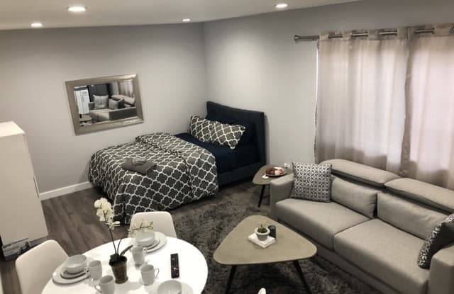 200 South Lafayette Park Place - 200 S La Fayette Park Pl, Los Angeles, CA 90057